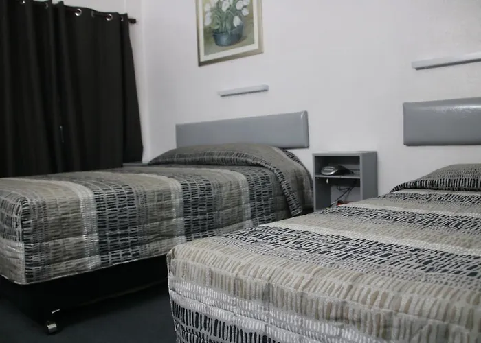 Bourbong St Motel